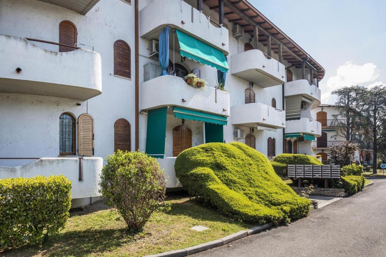 Apartamento Il Bianconiglio Peschiera del Garda Exterior foto